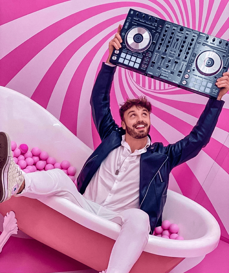 DJ MIKO-MIKOŁAJ SOŁTYS